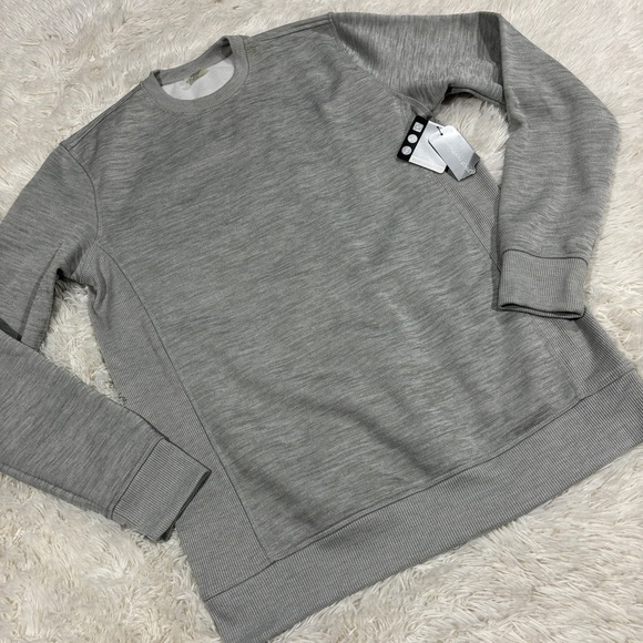 great northwest CLOTHING COMPANY™ PERFORMANCE Crew gray NWT Medium - Picture 10 of 10